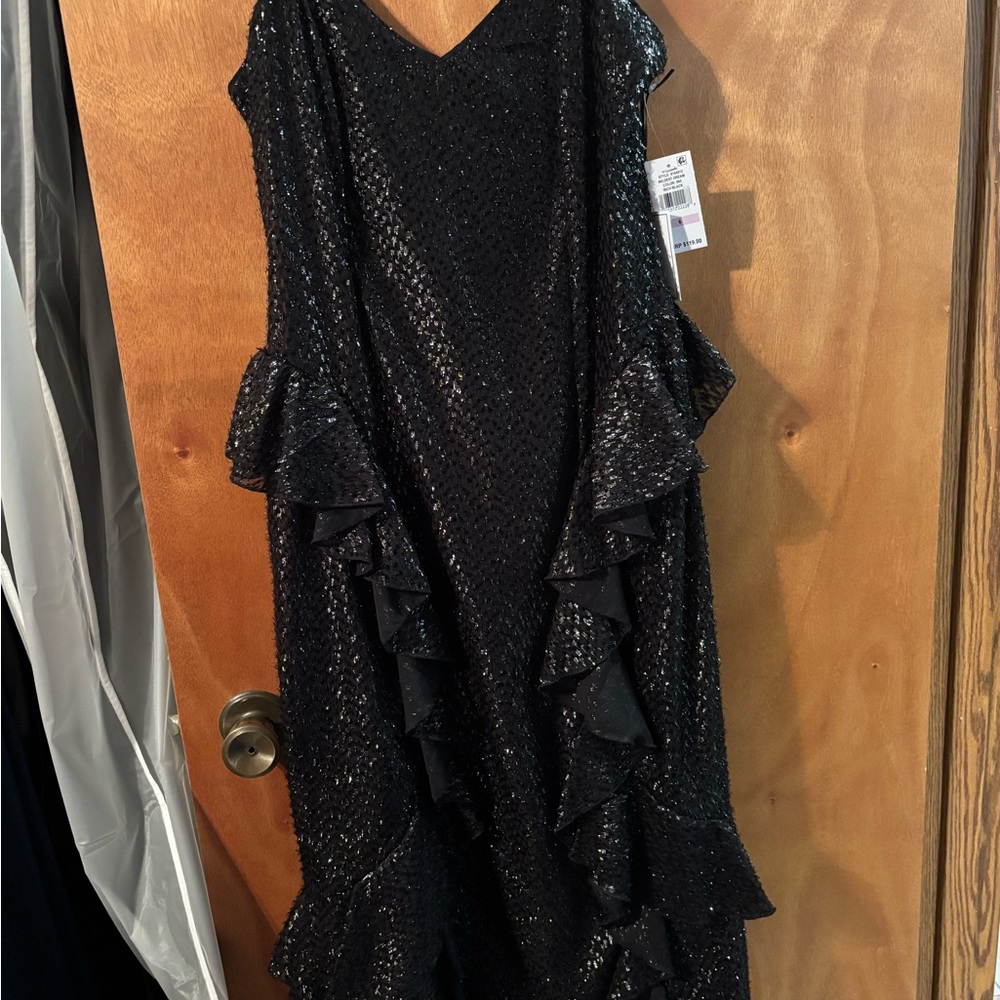 1. State Black Sleeveless V-Neck Midi Sundress